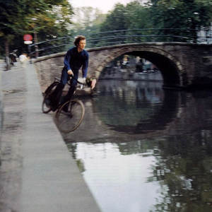 贾蕾医生乡村一家免费观看
